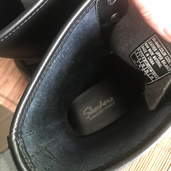 Sketchers memory boots. - Picture 4 of 6